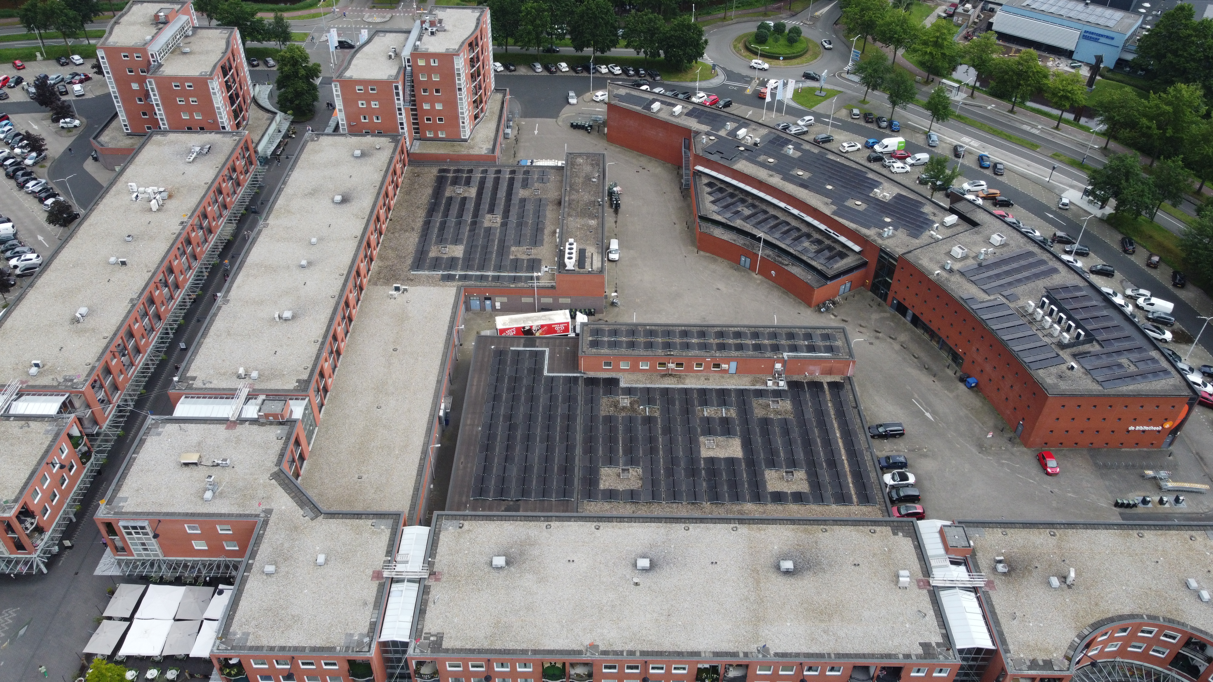 Zakelijke zonnepanelen die Zoncoalitie realiseerde voor POA