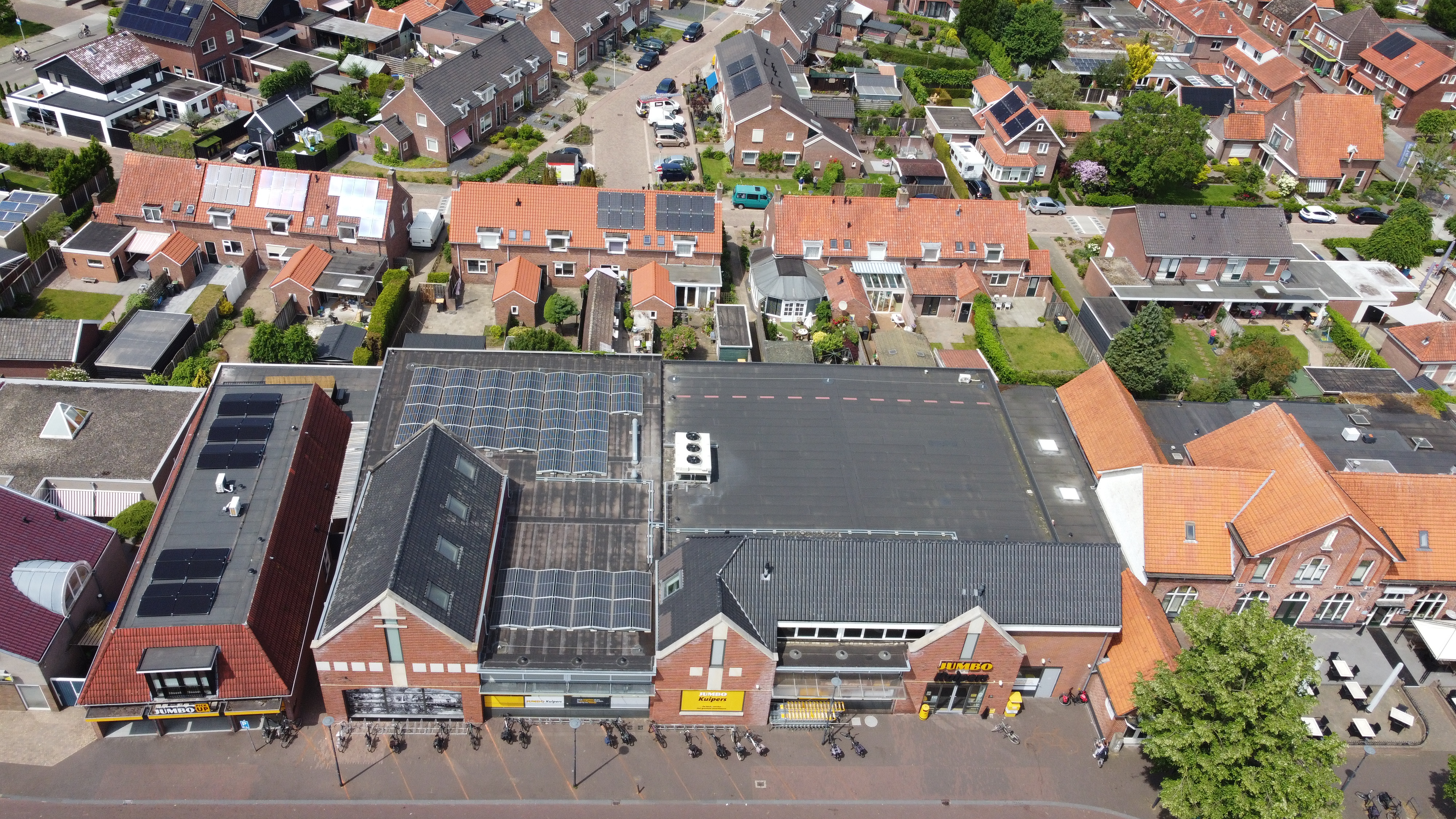 Zakelijke zonnepanelen die Zoncoalitie realiseerde voor POA